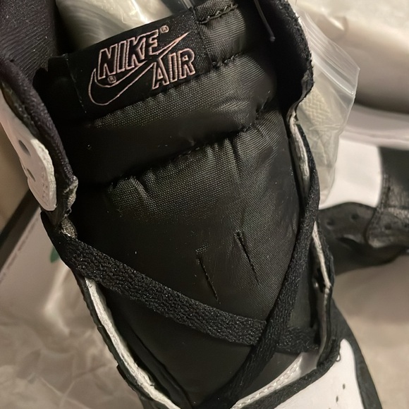 shoes - Picture 4 of 4